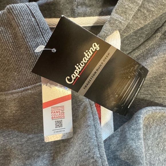 NWT! Men’s Captivating Nebraska Huskers gray super soft sweatshirt hoodie Large - Picture 4 of 5